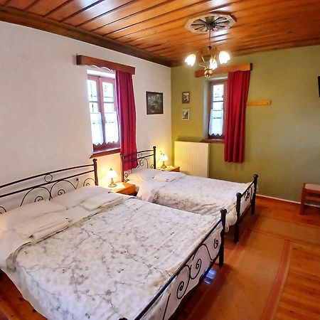 Aloni Guesthouse Ано Педина Екстериор снимка