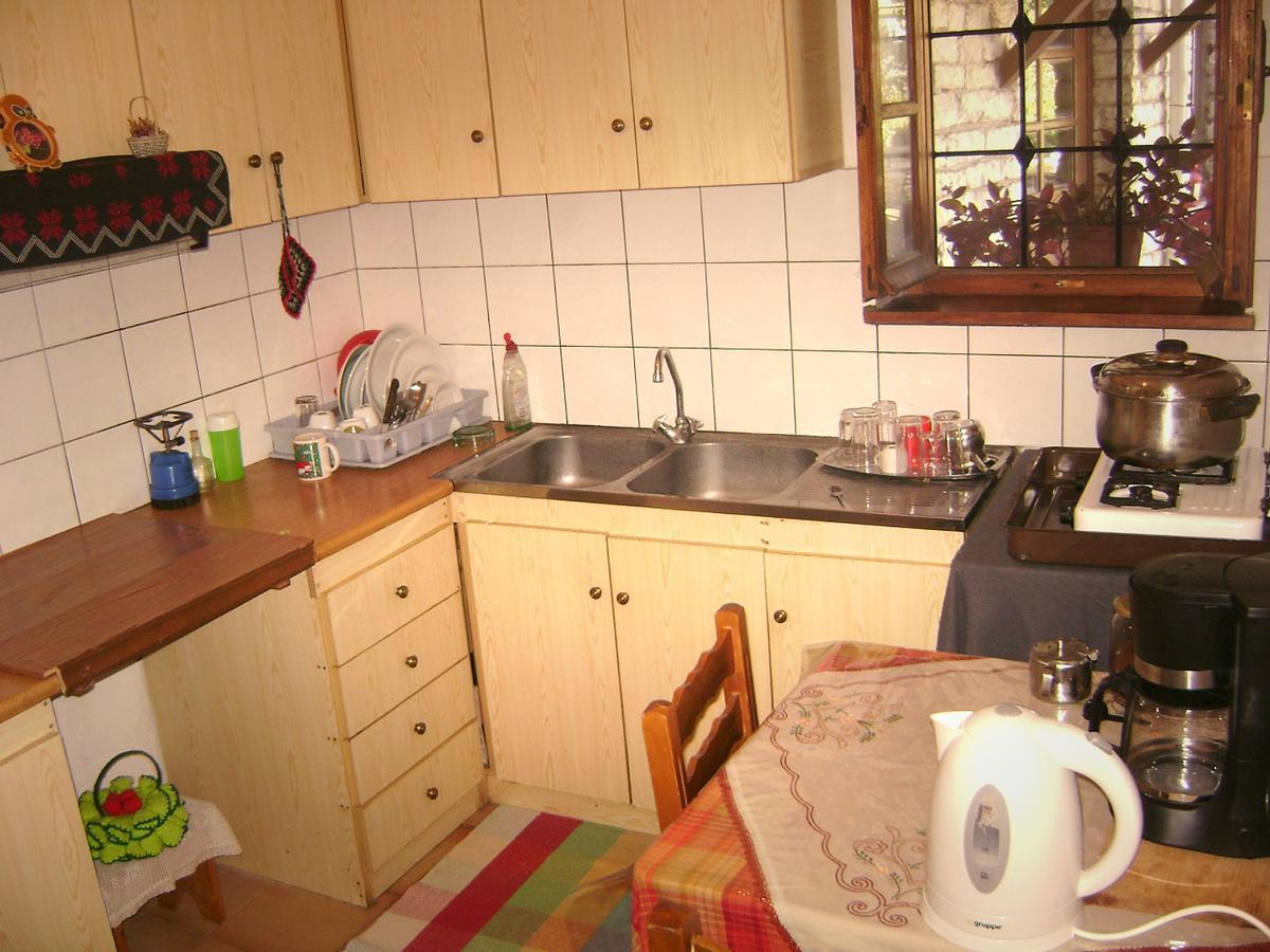 Aloni Guesthouse Ано Педина Екстериор снимка